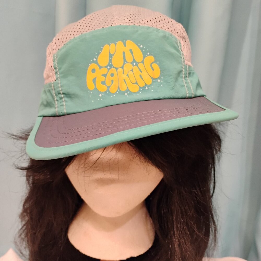 PEEKING HAT